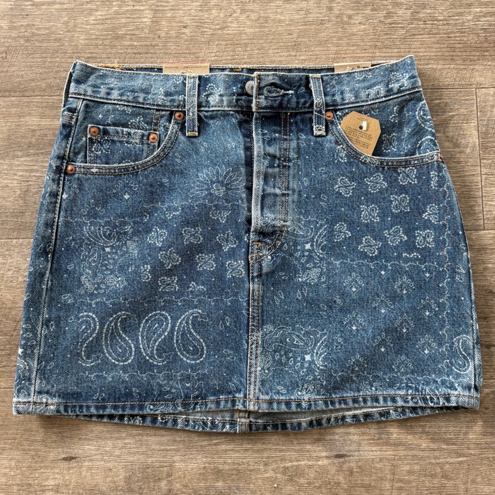 Levi's Icon Denim Mini Skirt